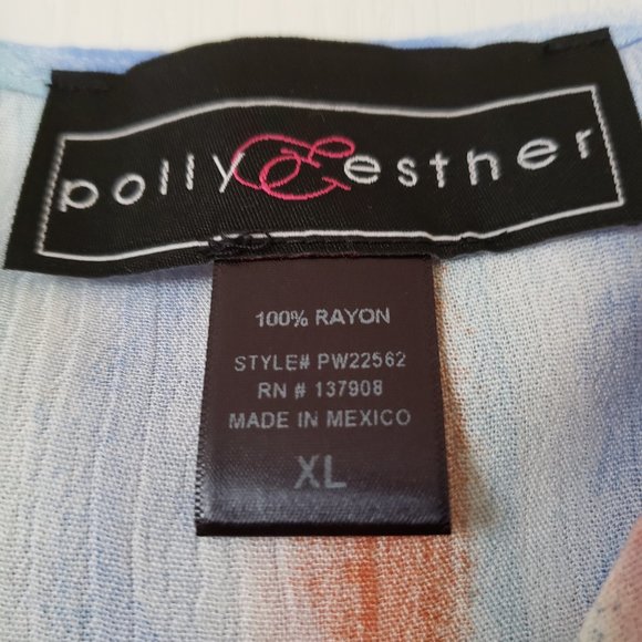 Polly&Esther Striped Wood Button Woven Тор - Picture 4 of 5